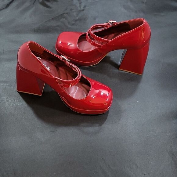 BRAND NEW SODA WOMEN'S  CLOSED TOE MARY JANE HIGH CHUNKY PUMPS - Picture 6 of 14